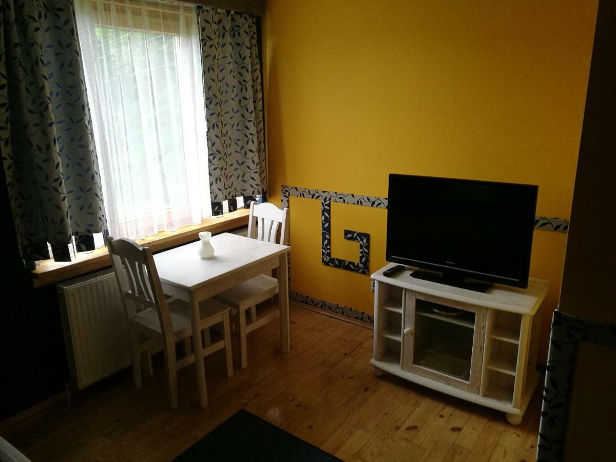 Bebru Pirts Hotell Vecbebri Eksteriør bilde